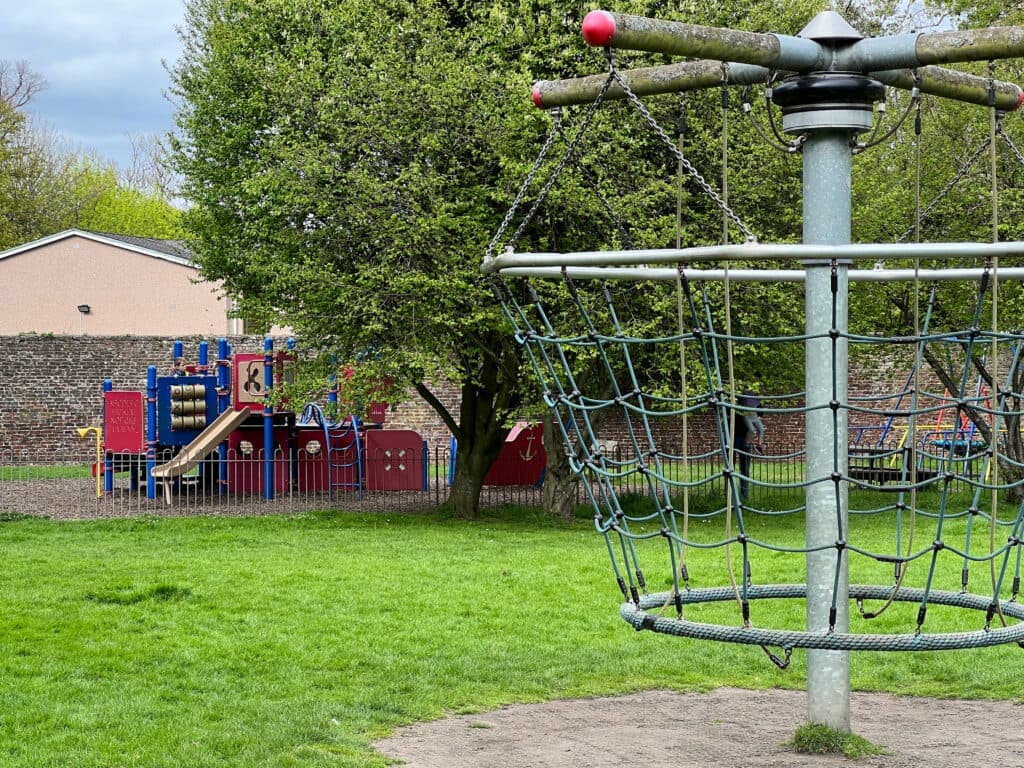 Cramond Walled Garden Park - Image 2