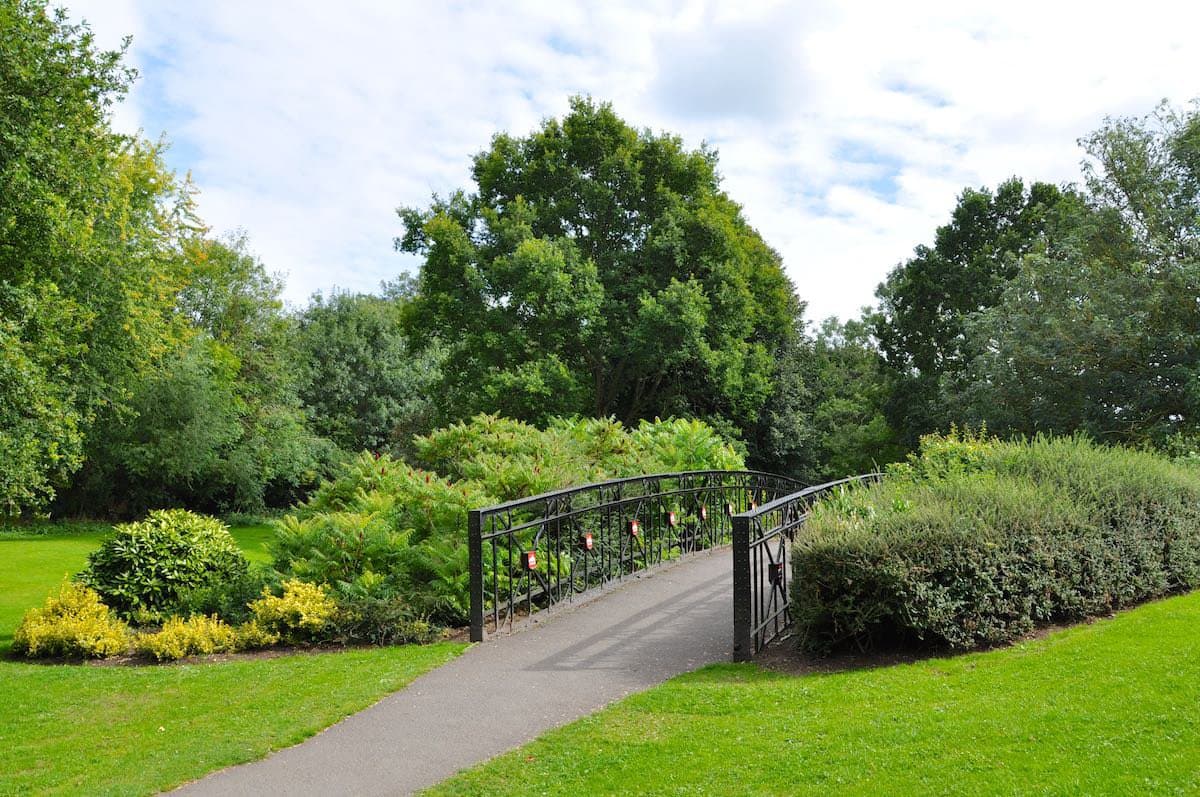 Vines Park - Image 2