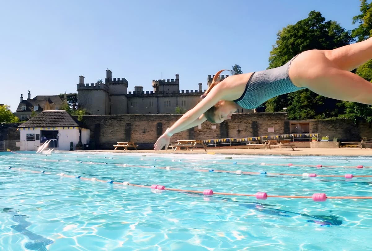 Cirencester Open Air Swimming Pool - Image 1