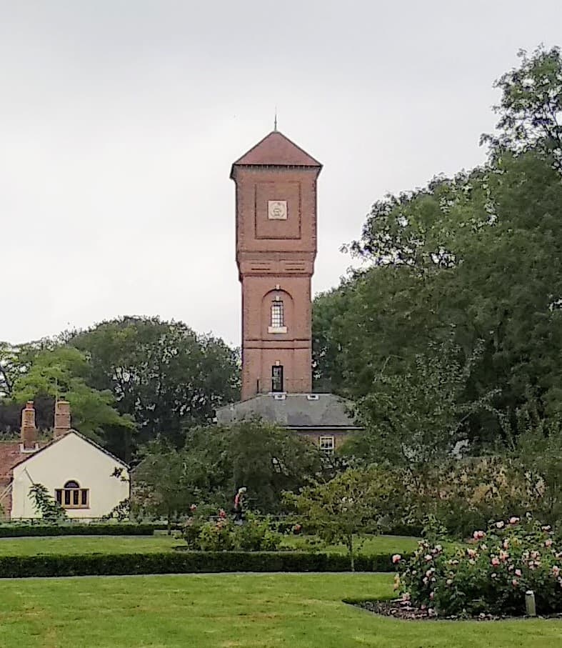 The Gardens of Easton Lodge - Image 2