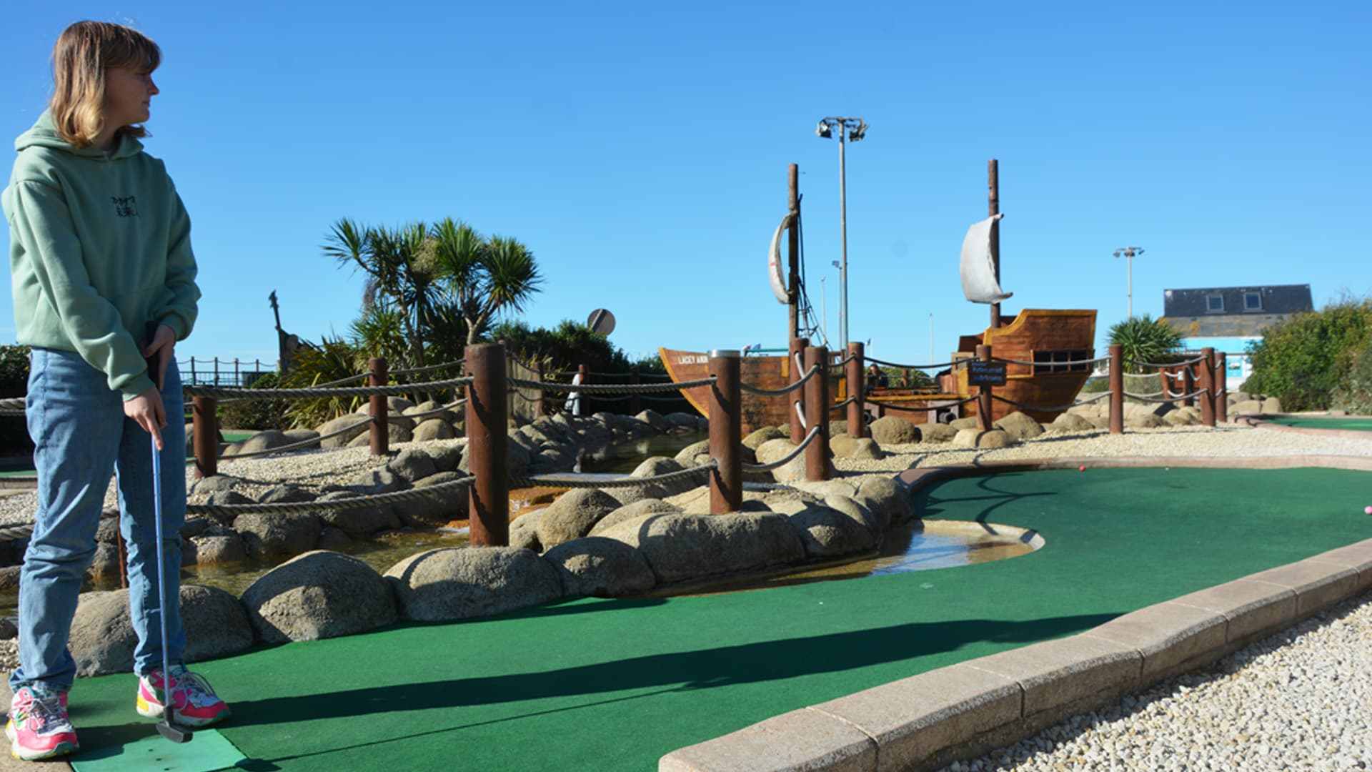 Hastings Miniature Golf - Image 2