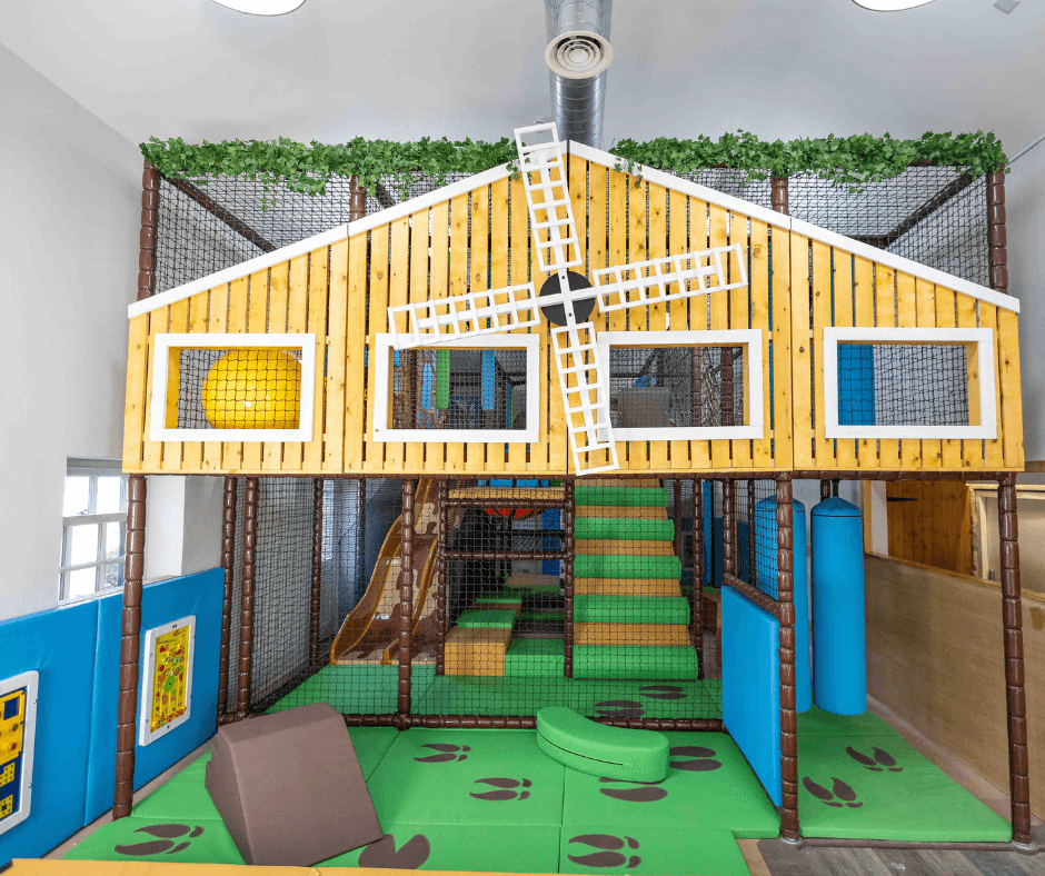 Thorpe Farm Centre. - Image 4
