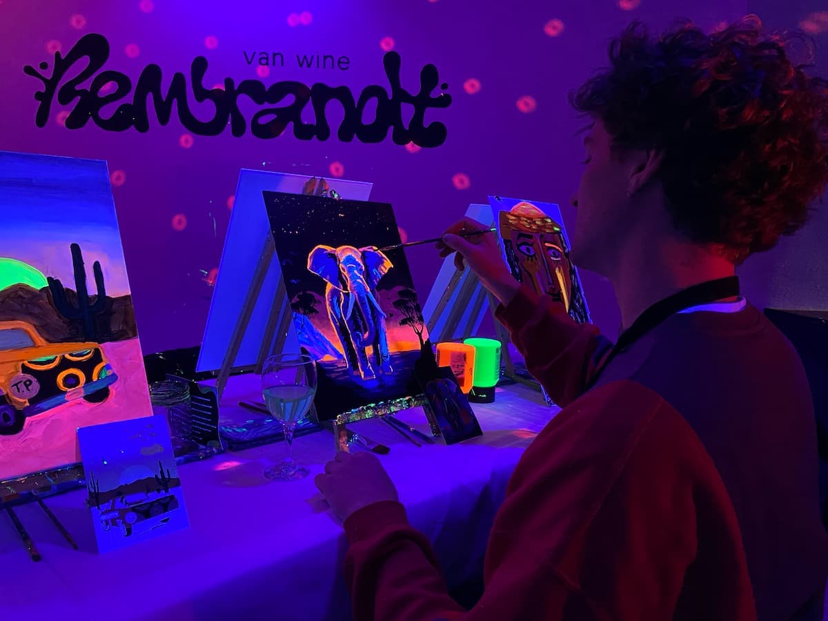 Sip & Paint - Rembrandt van Wine Angel - Image 3