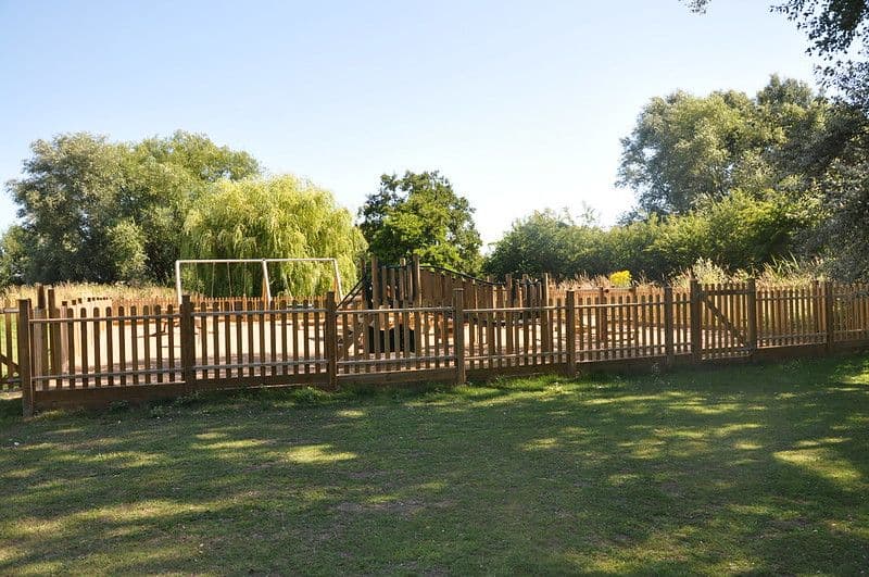 Grove Ferry Picnic Site - Image 3