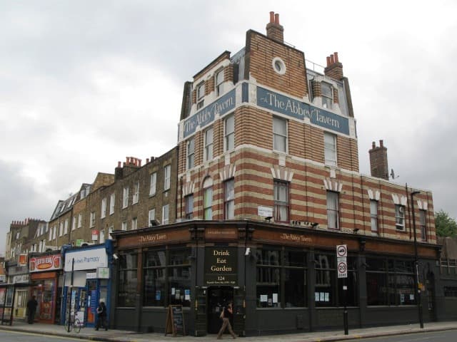 Social Pottery Kentish Town - Image 2