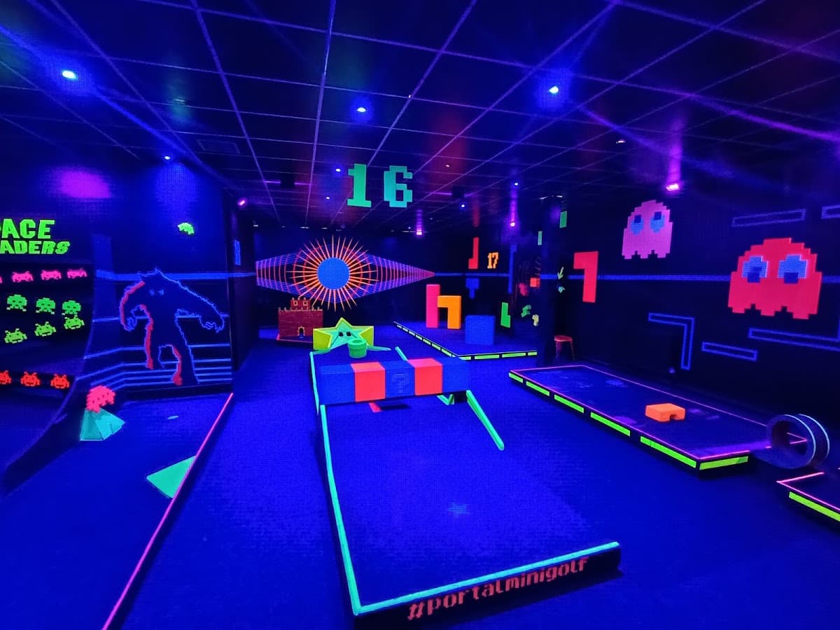 Portal Mini Golf - Image 3