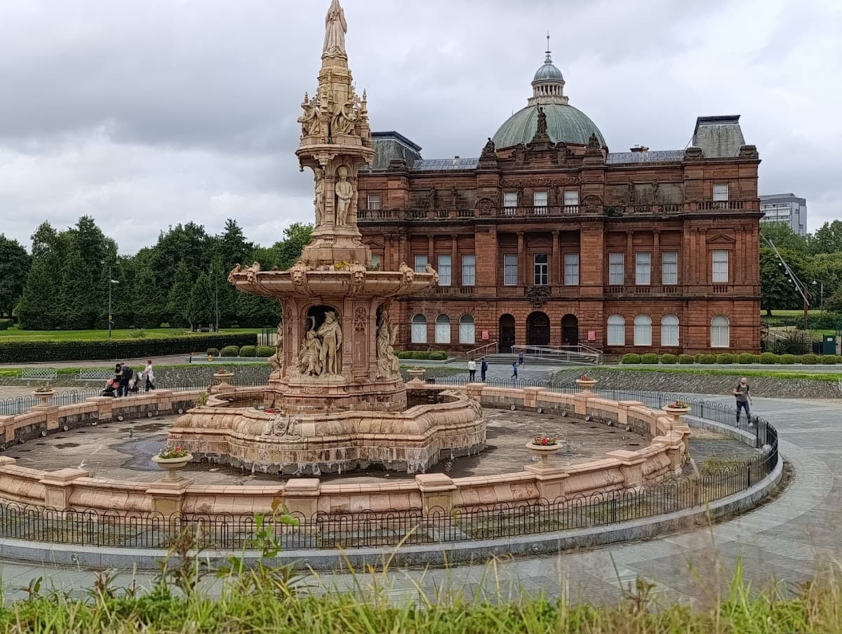 Glasgow Green - Image 4