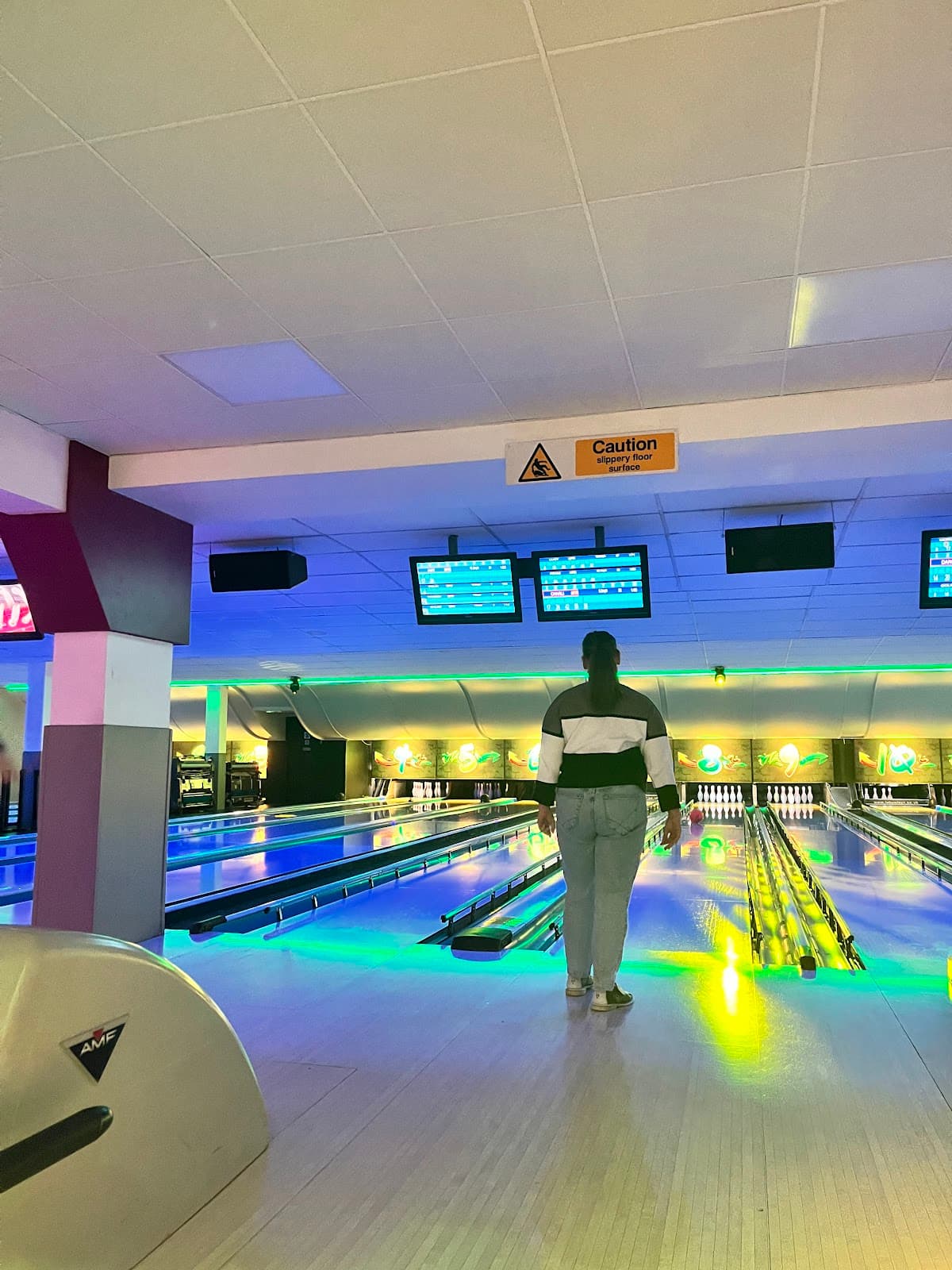 LA Bowl Ayr - Image 3