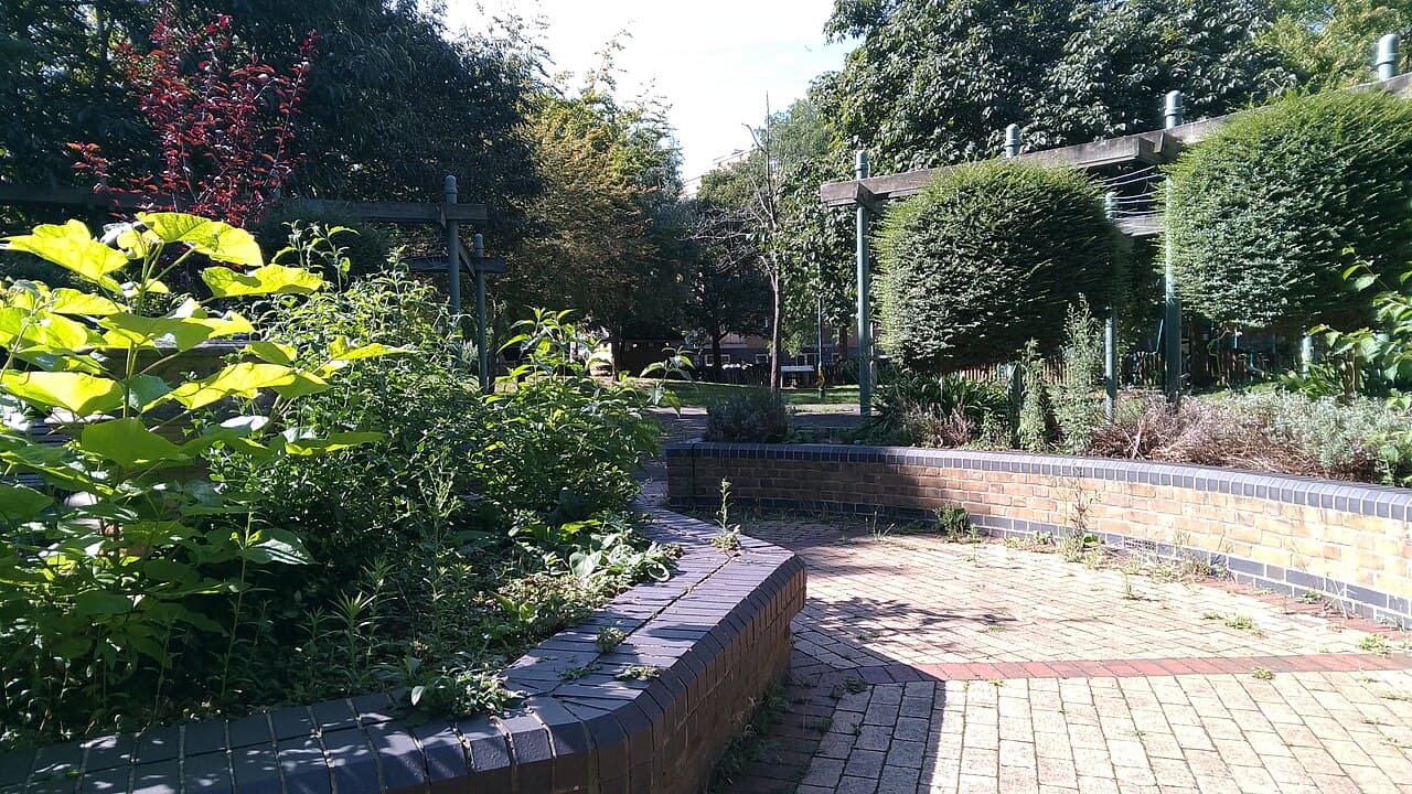 Pedlar's Park - Image 2