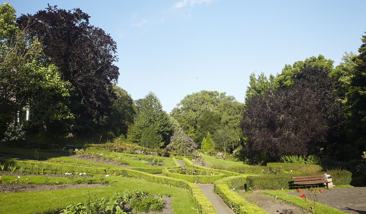 Linda Vista Gardens - Image 2