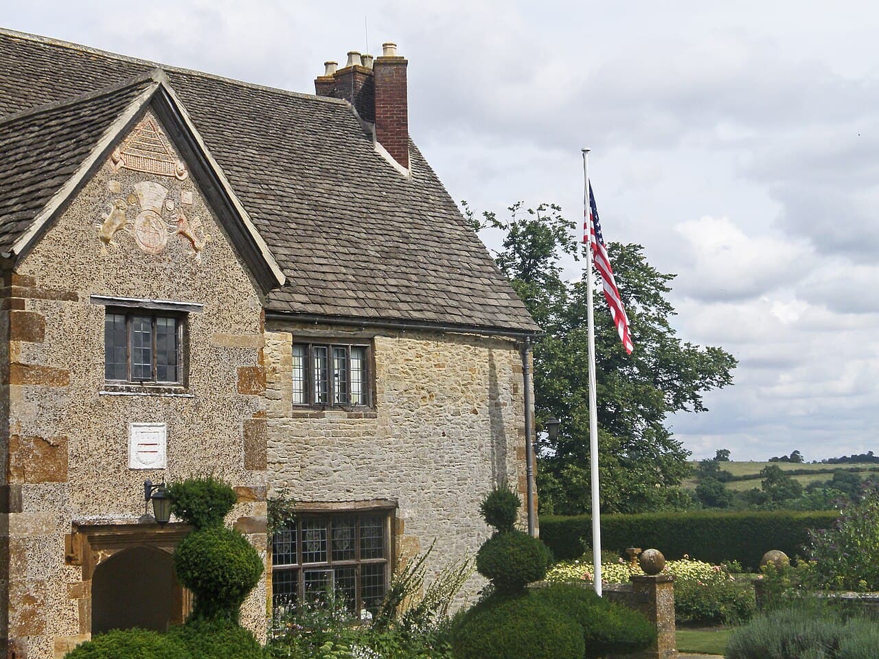 Sulgrave Manor - Main view