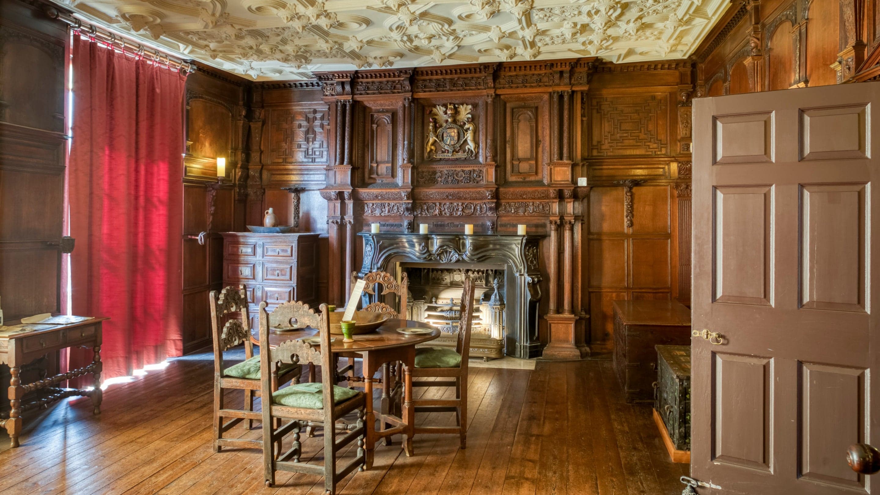 National Trust - Elizabethan House Museum - Main view