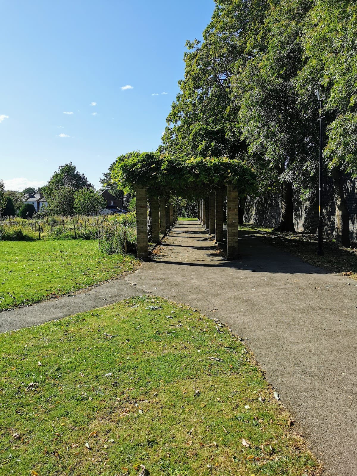 Winston Churchill Memorial Gardens - Main view