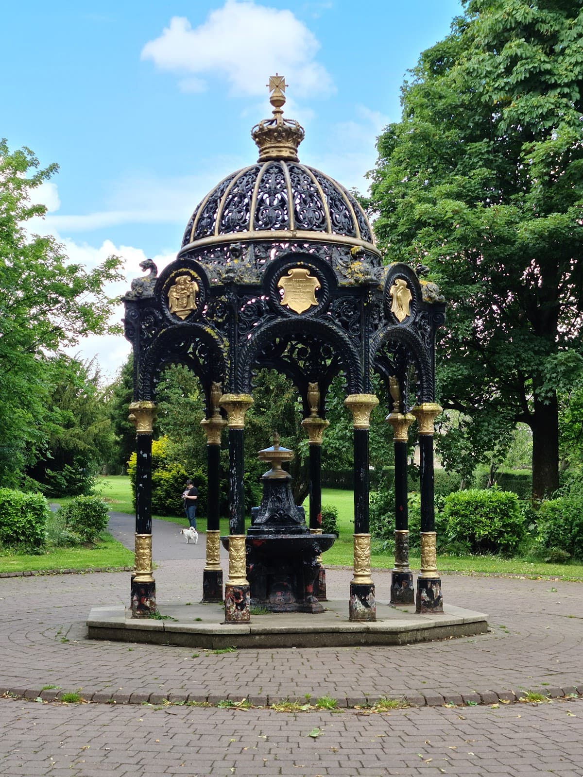 Overtoun Park - Main view