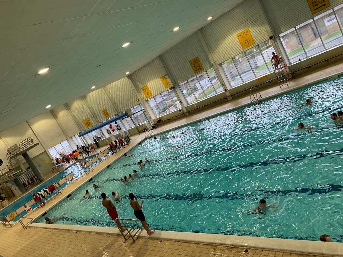 Shipley Swimming Pool - Image 1