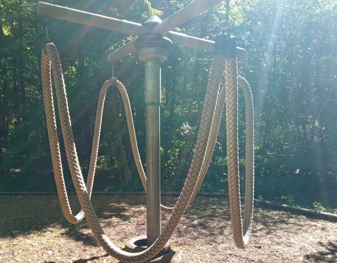 Yellowcraig Playground - Image 4