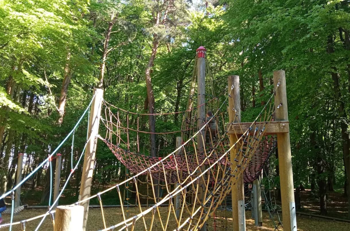 Yellowcraig Playground - Image 2