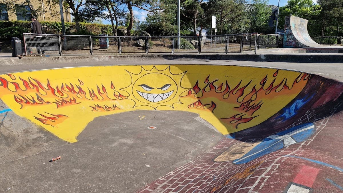 Livingston Skate Park - Image 2