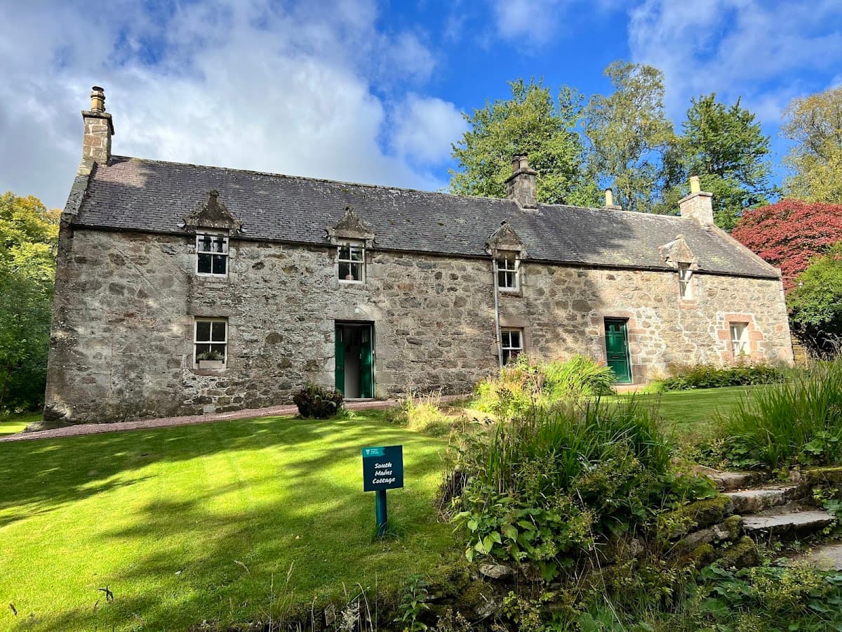 Craigievar Castle (National Trust for Scotland) - Image 3