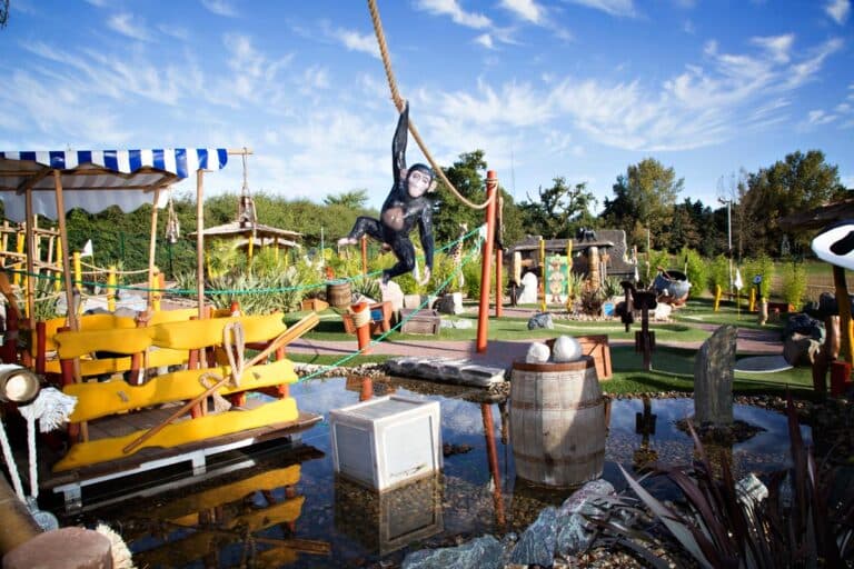 Congo Rapids Jurassic Adventure Golf - Image 4