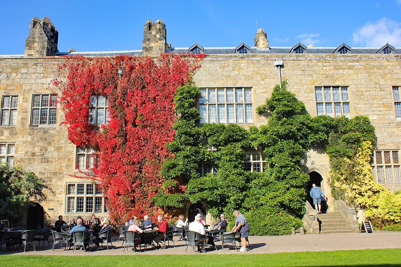 Chirk Castle - Image 2
