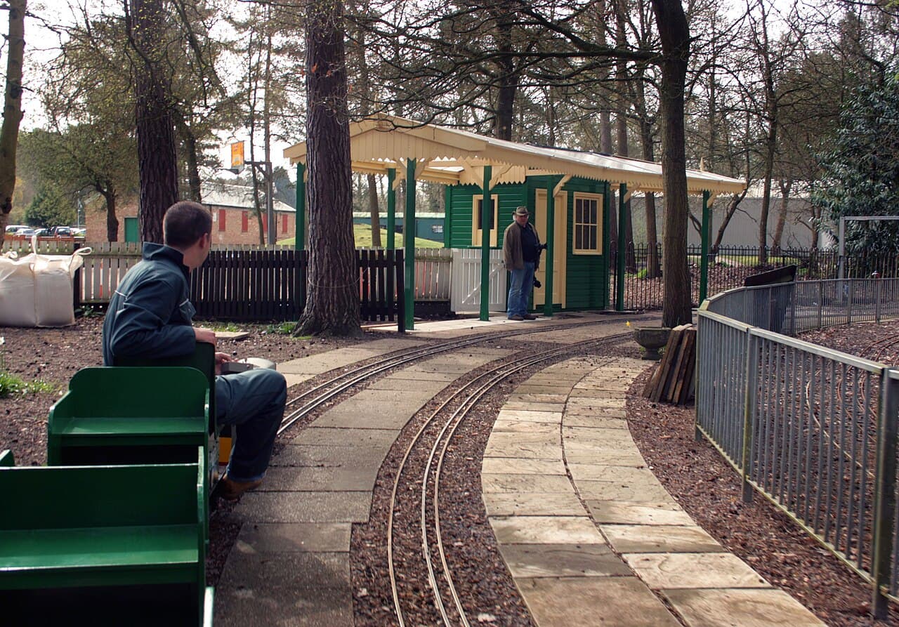 Pinewood Miniature Railway - Image 2