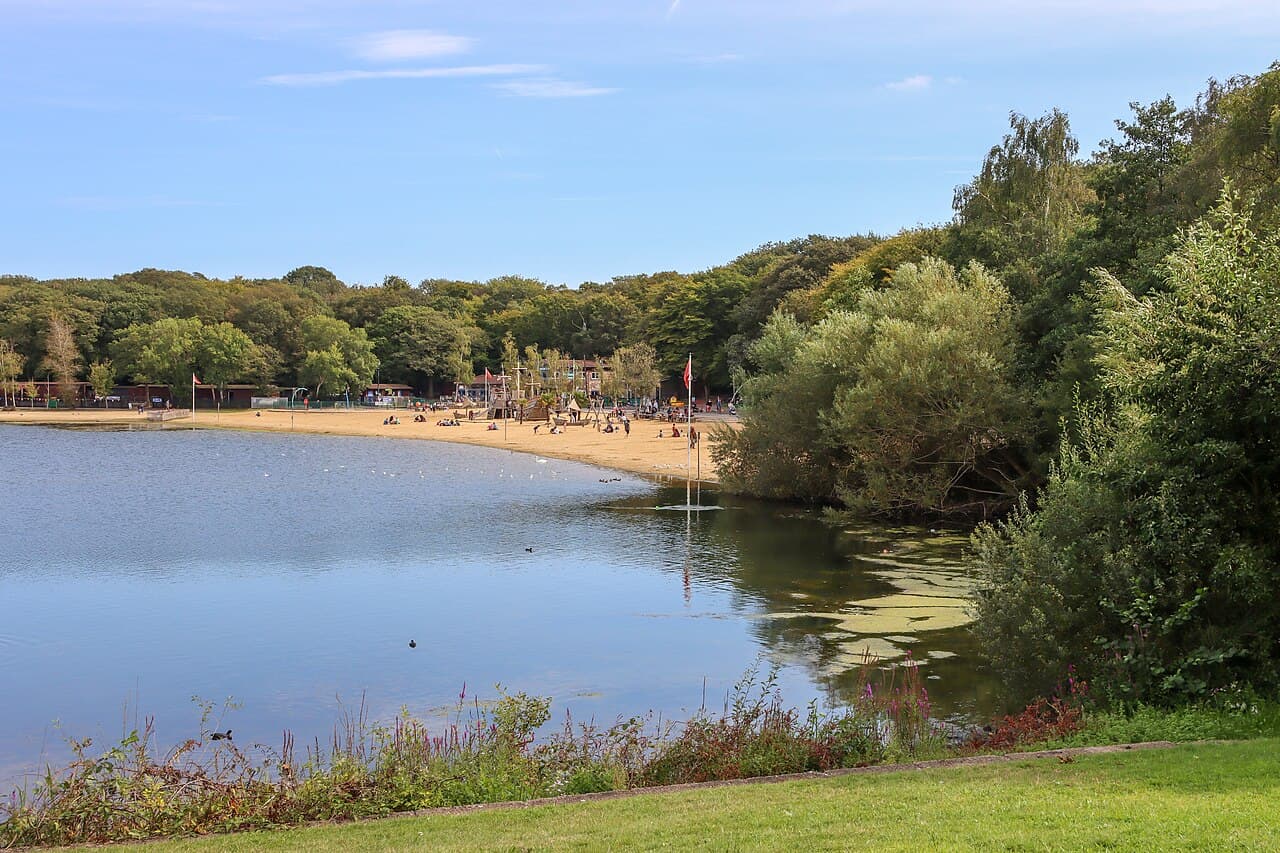 Ruislip Lido Beach - Image 2