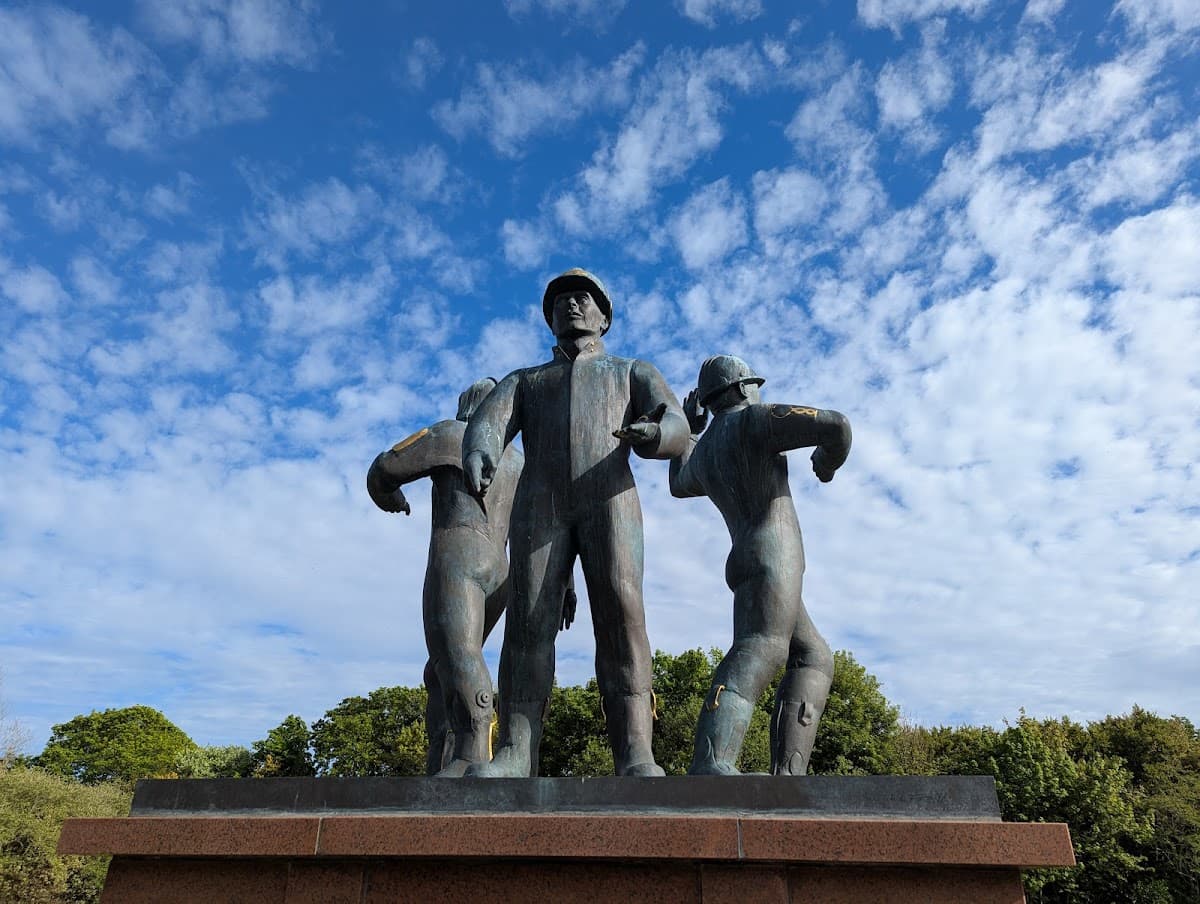 Hazlehead Park - Image 2