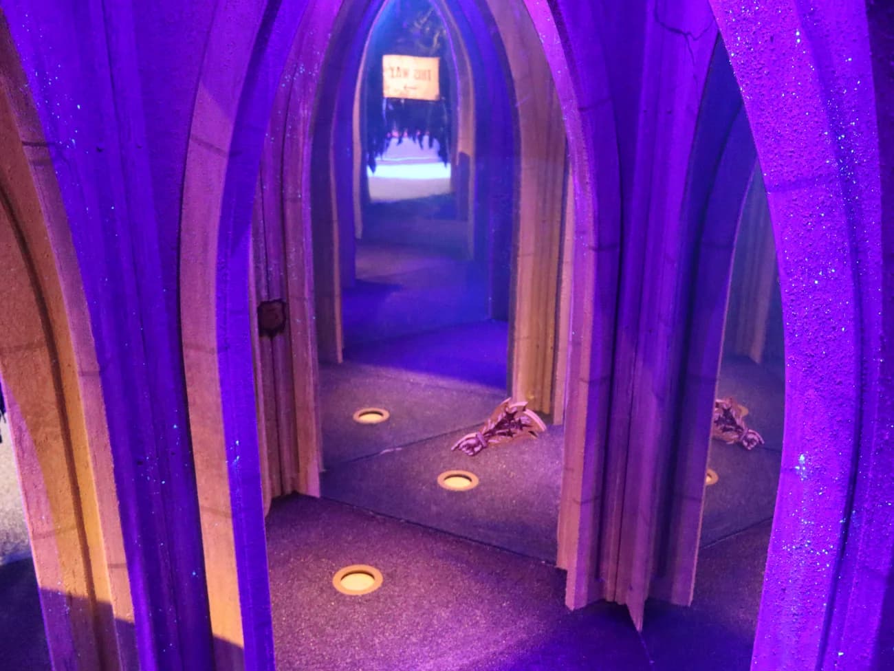The Hole In Wand, Leeds - Image 5