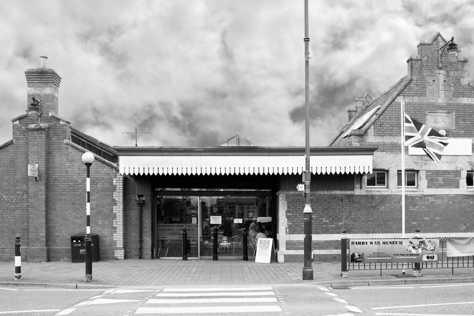 Barry War Museum - Main view