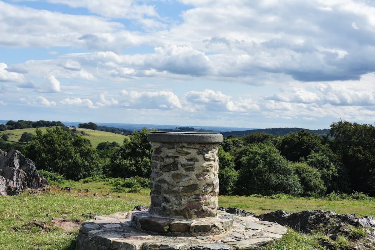 Beacon Hill Country Park - Image 2