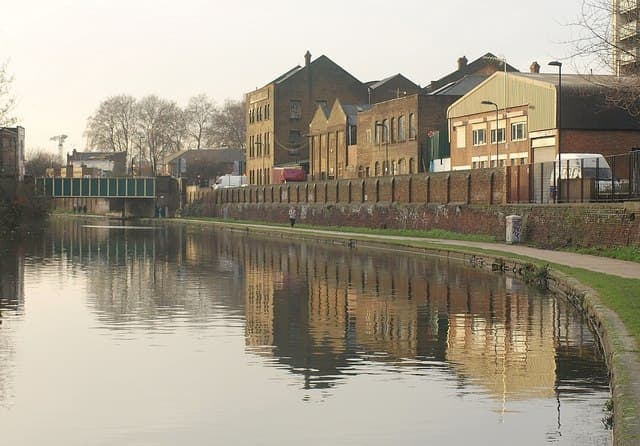 Regent's Canal - Image 2