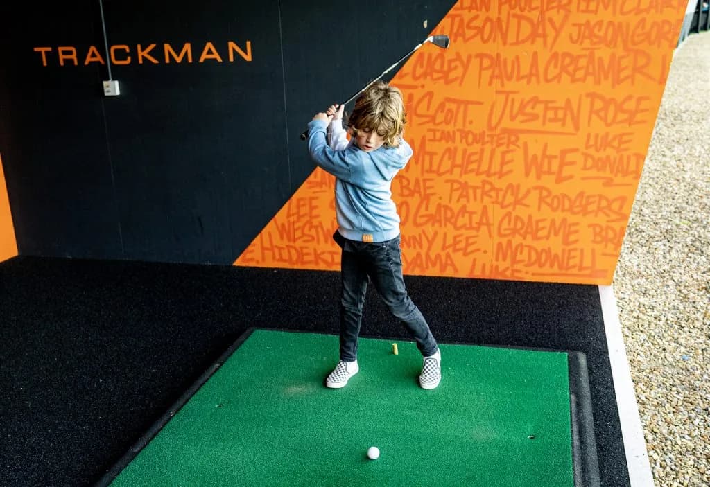 Mr Mulligan's Pirate Golf Woking - Image 3