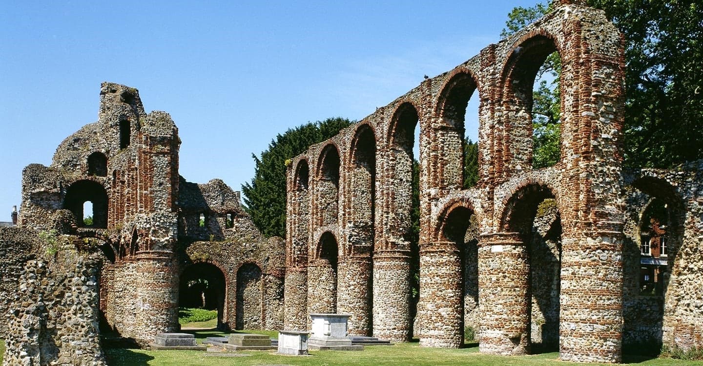 English Heritage - St Botolph's Priory - Main view
