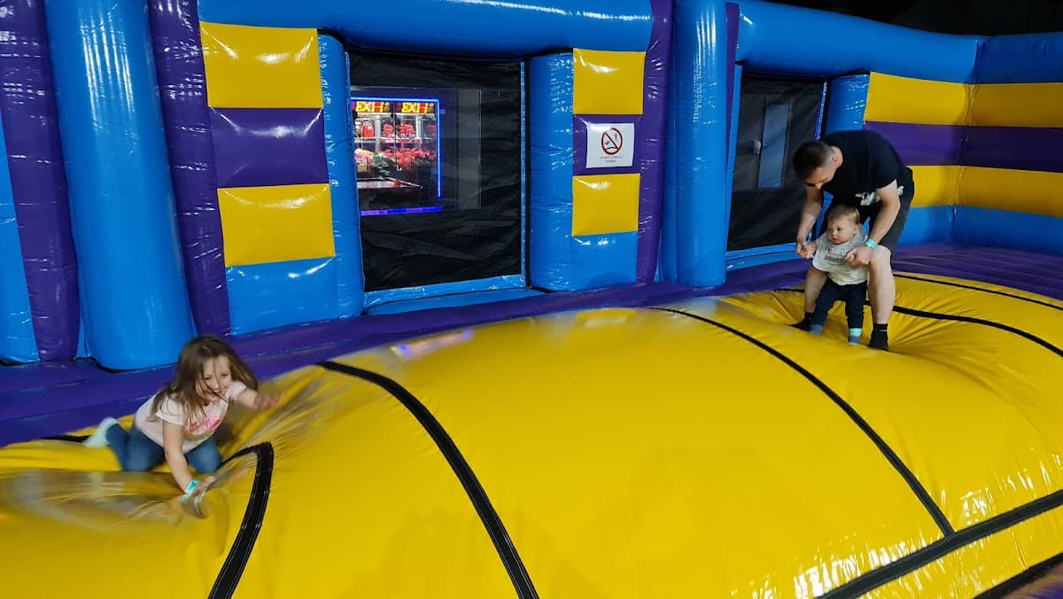 Air Thrill Perth Inflatable, Bowling & Party Venue - Image 4