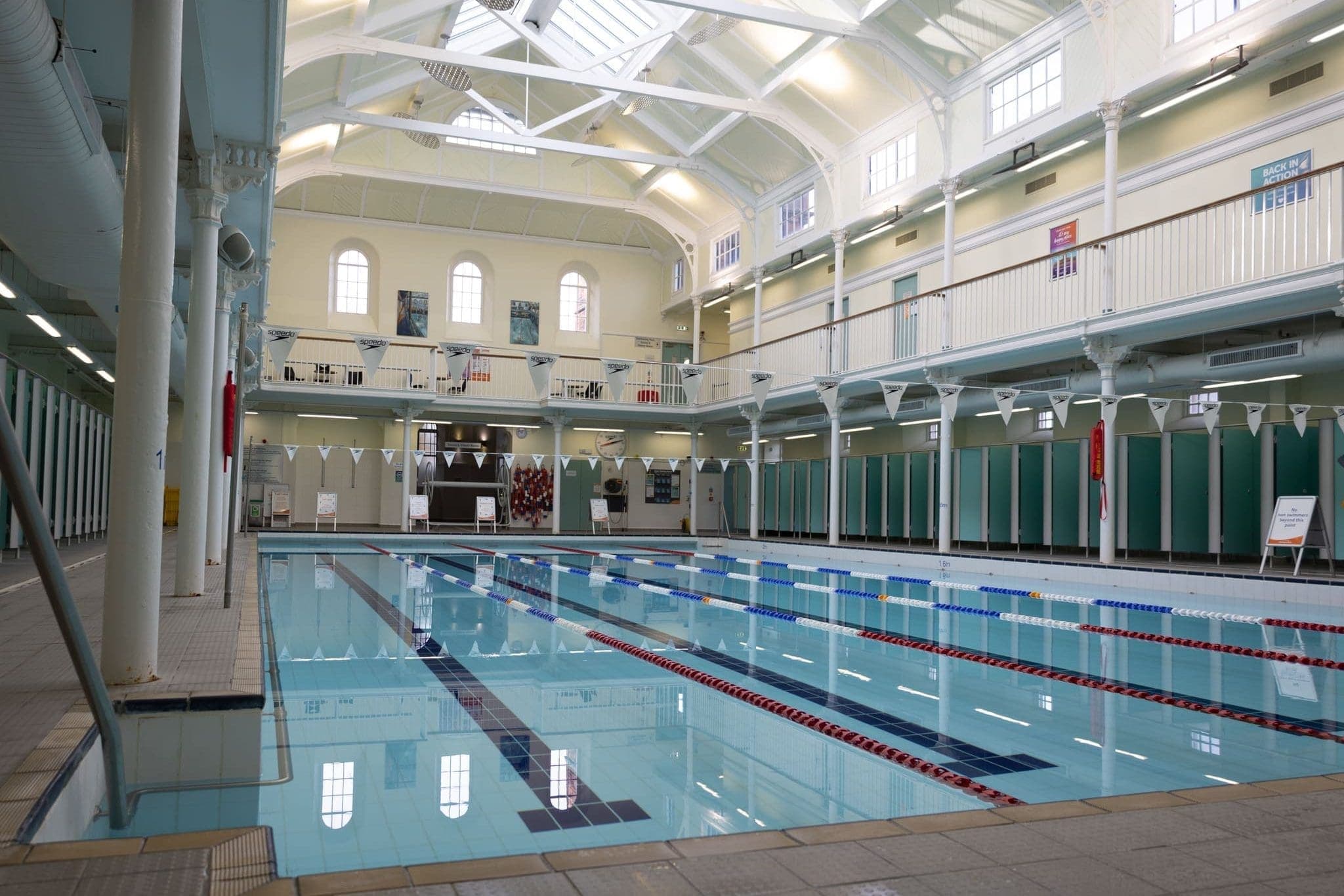 Glenogle Swim Centre - Main view