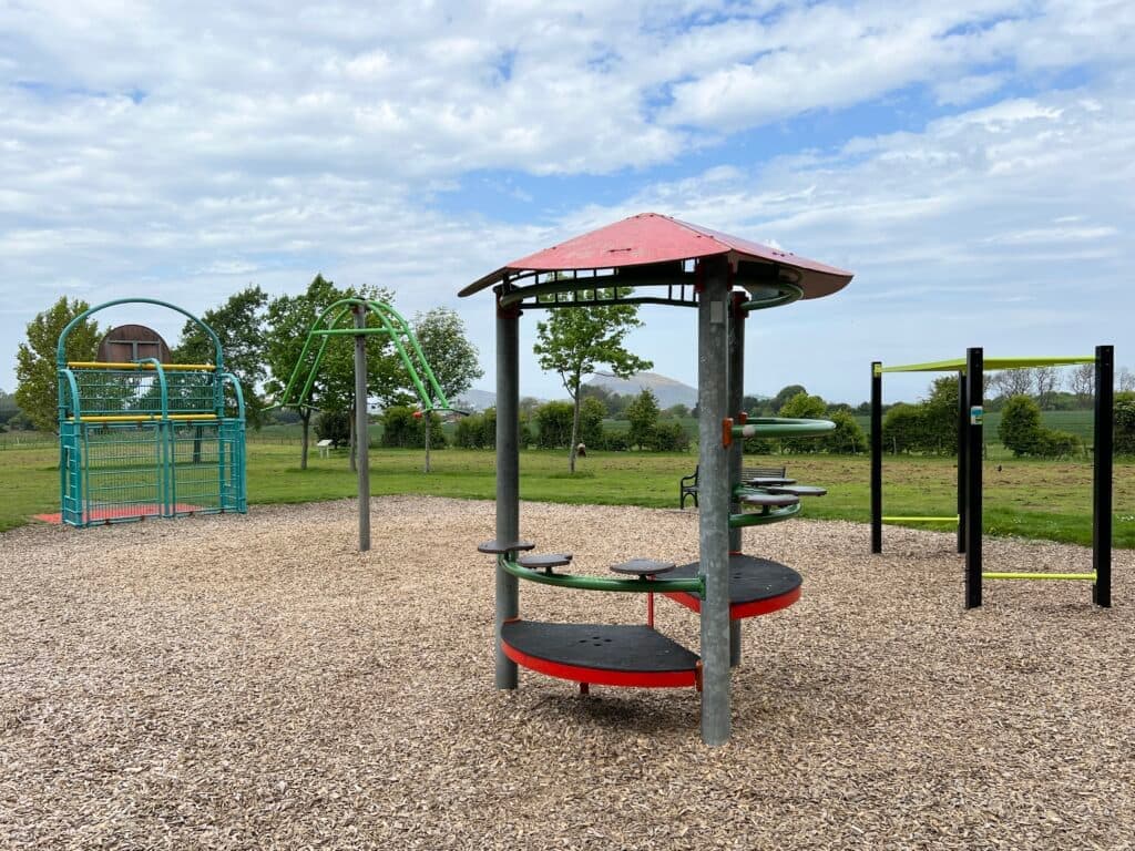 Seven Acre Park - Image 2