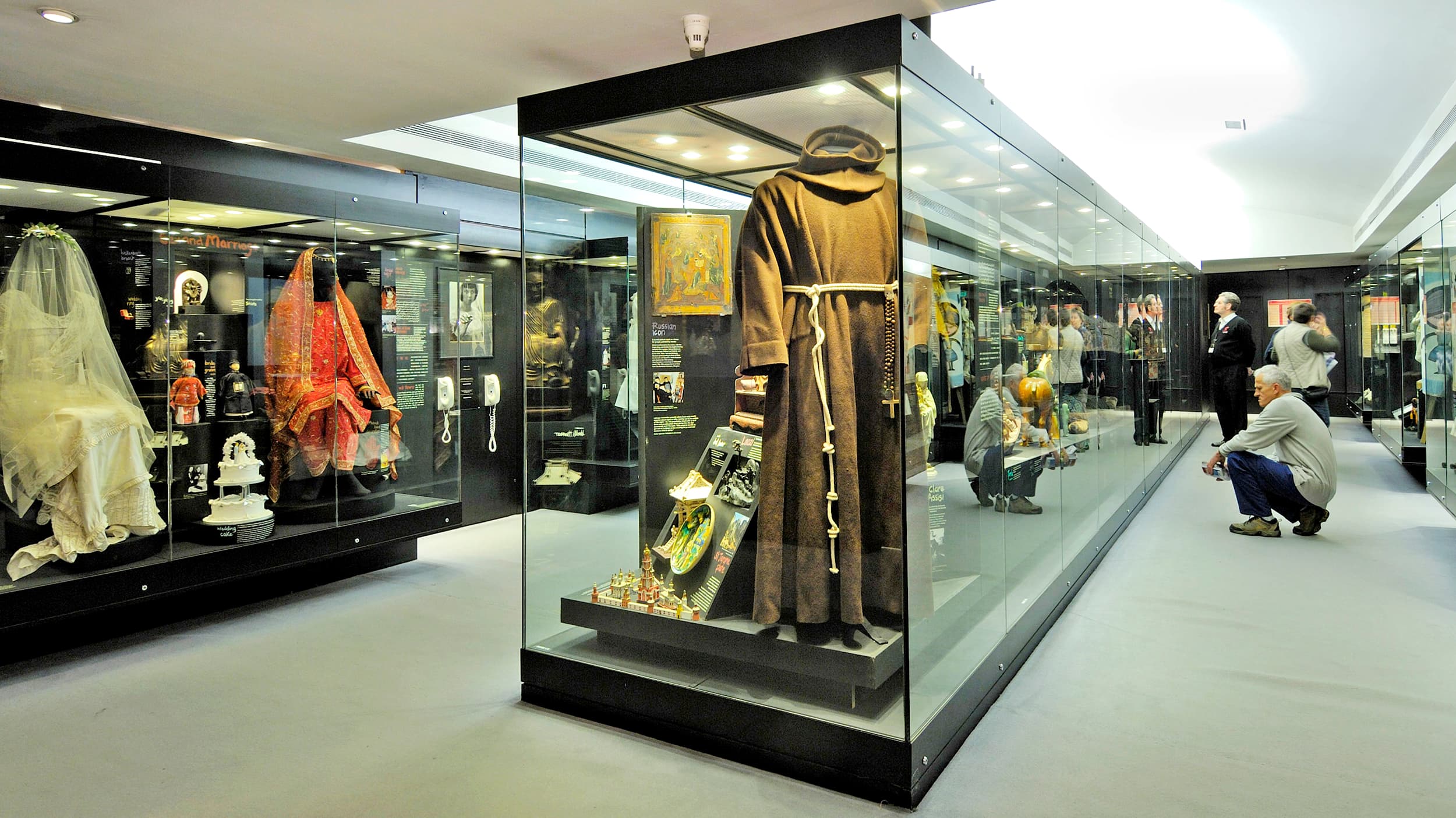 Glasgow Museums Resource Centre - Image 3