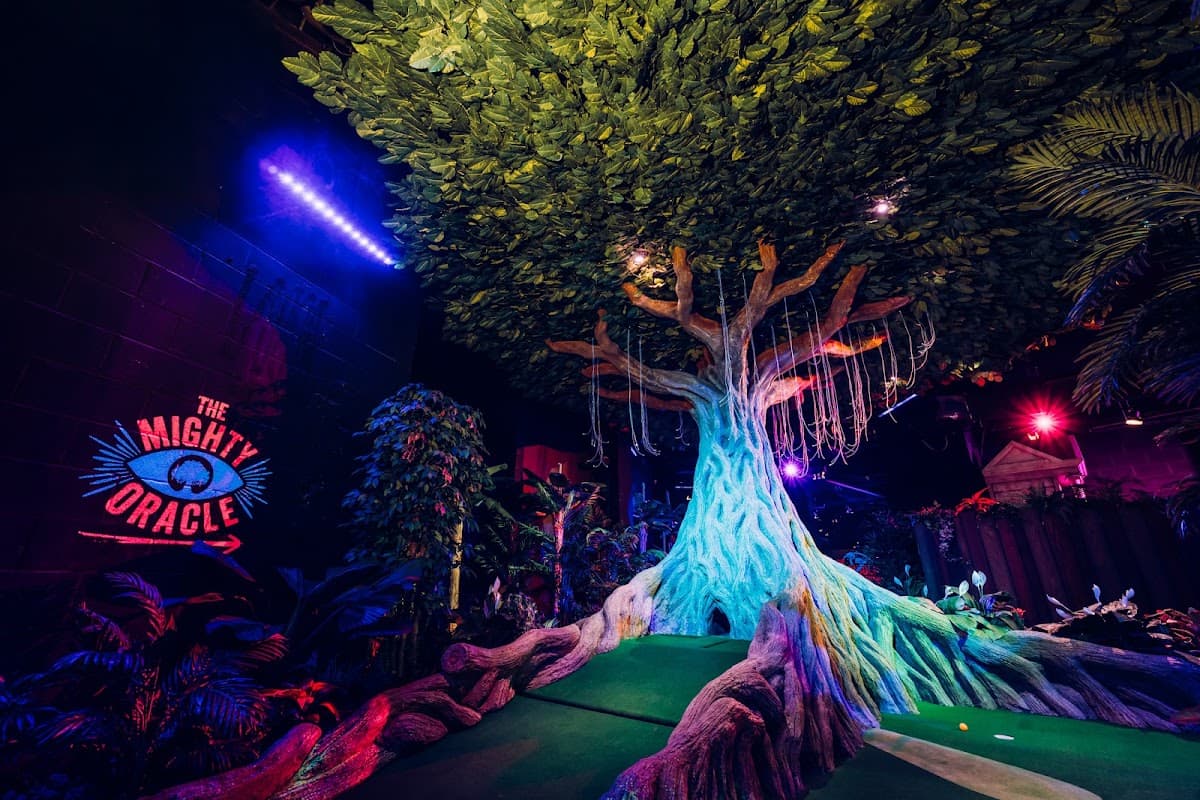 Treetop Golf Bristol - Image 1