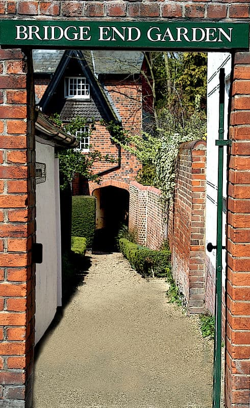 Bridge End Garden - Image 2