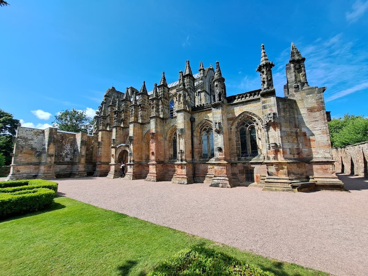 Rosslyn Chapel - Image 1