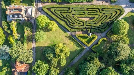 Hampton Court Maze - Image 4