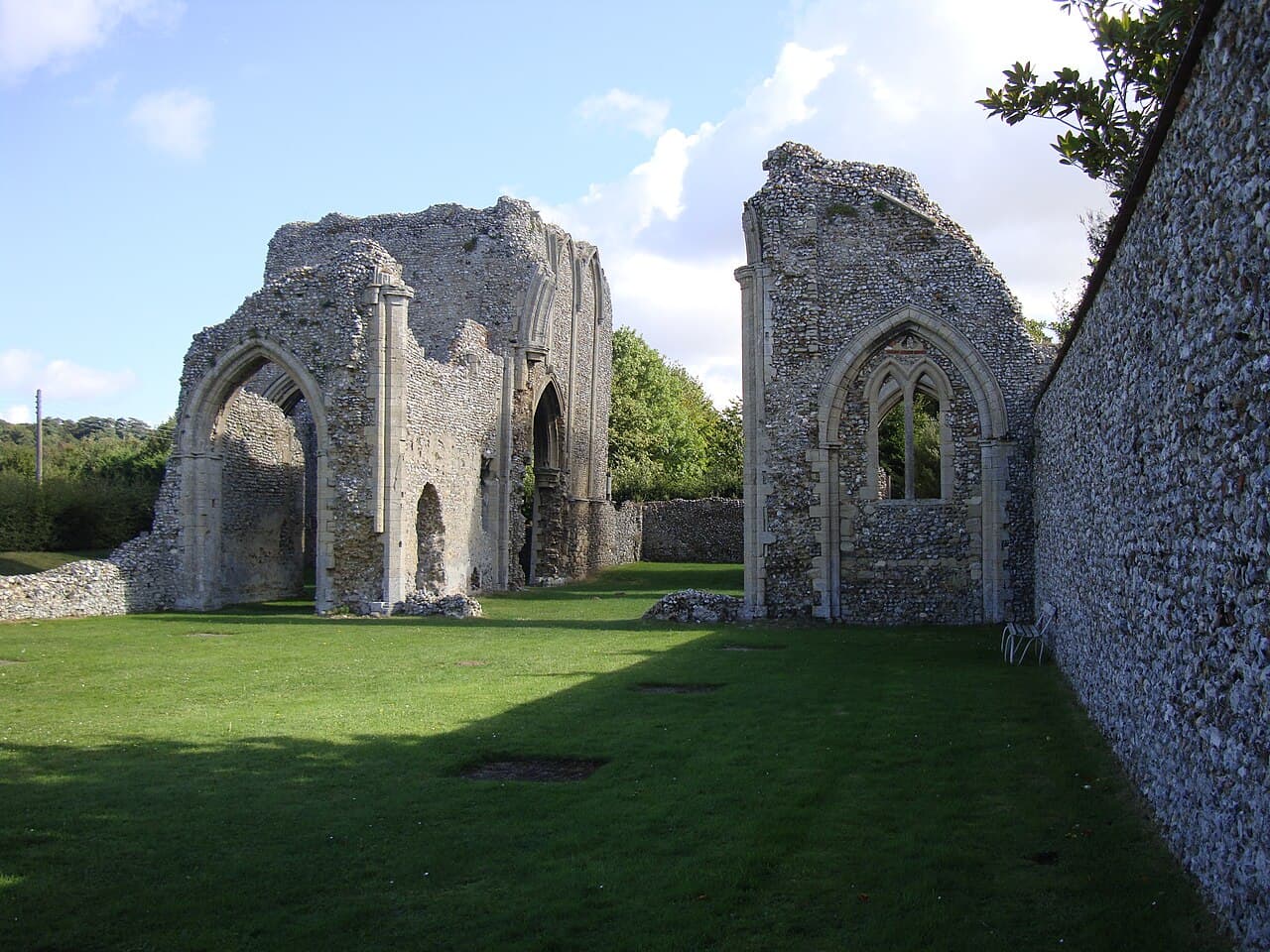 Creake Abbey ruins - Image 1