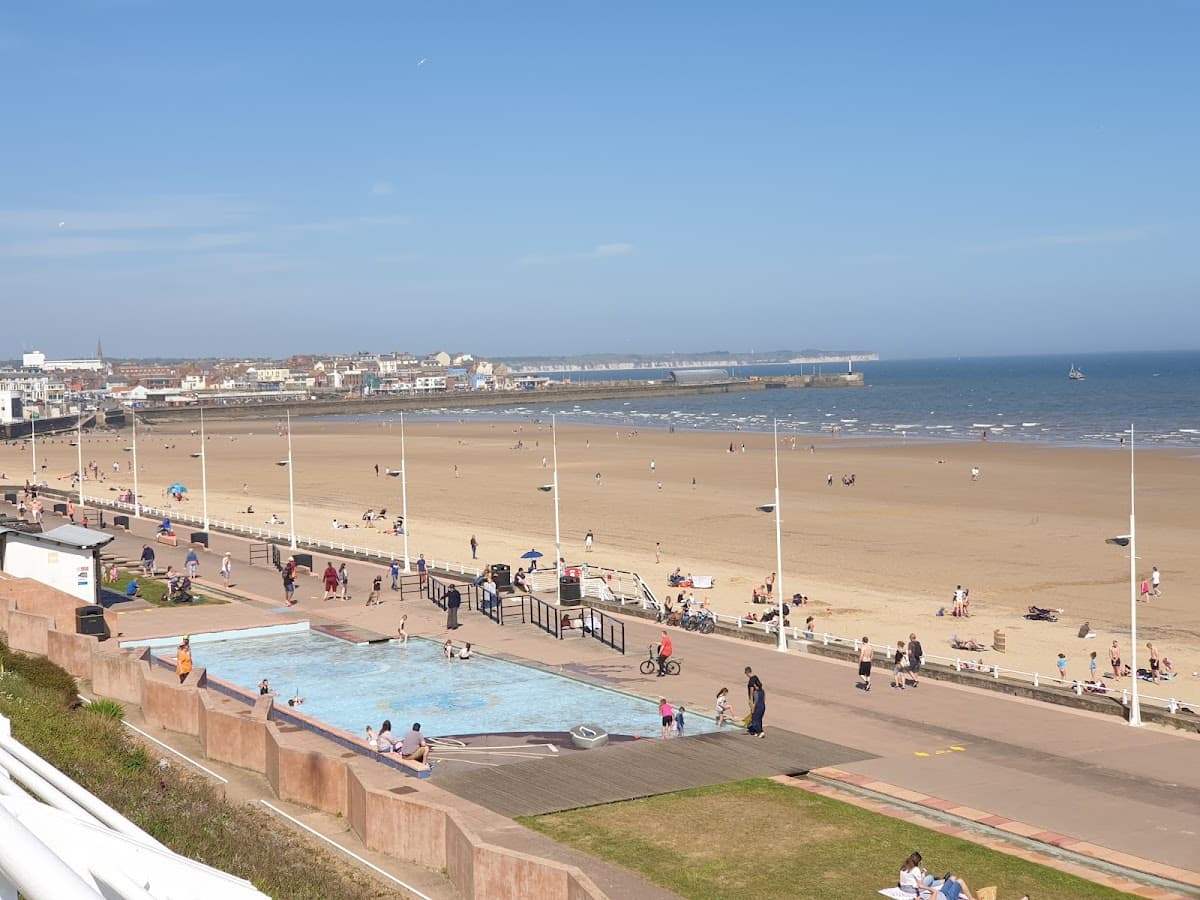 Bridlington South Beach - Image 2