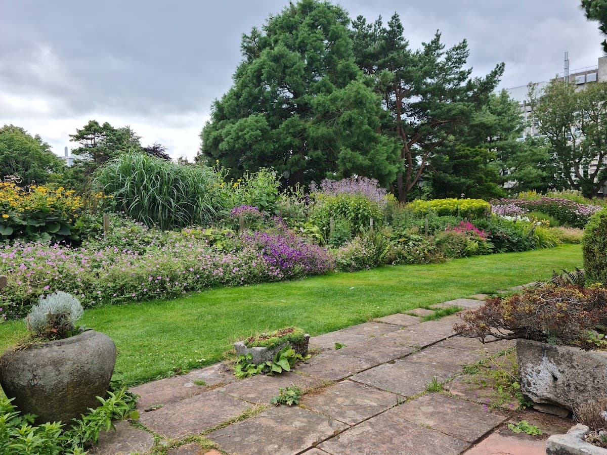 Cruickshank Botanic Garden - Image 3
