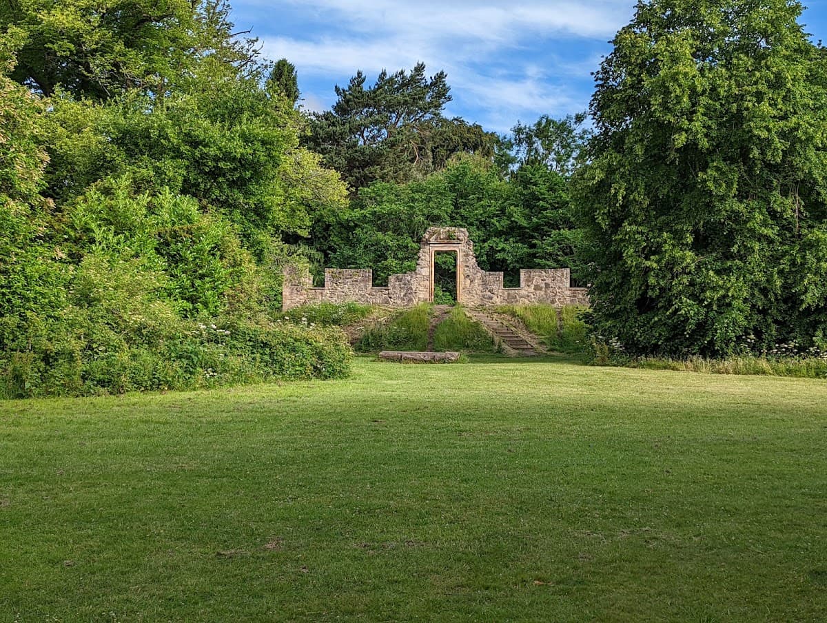 Cammo Estate