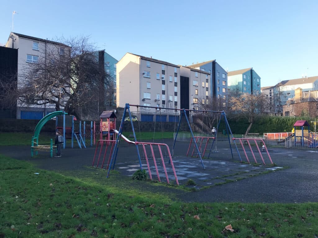 Dumbiedykes Playground - Image 2