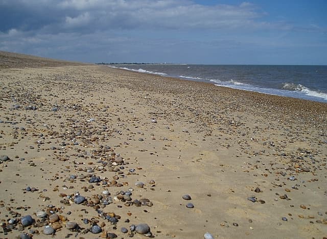 Dunwich Beach - Image 3