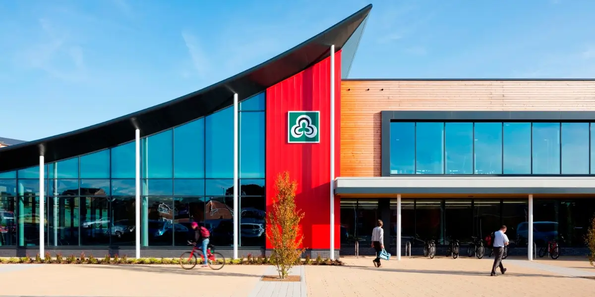 Wyre Forest Leisure Centre - Main view