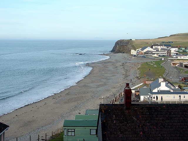 Aberystwyth Beach - Image 4